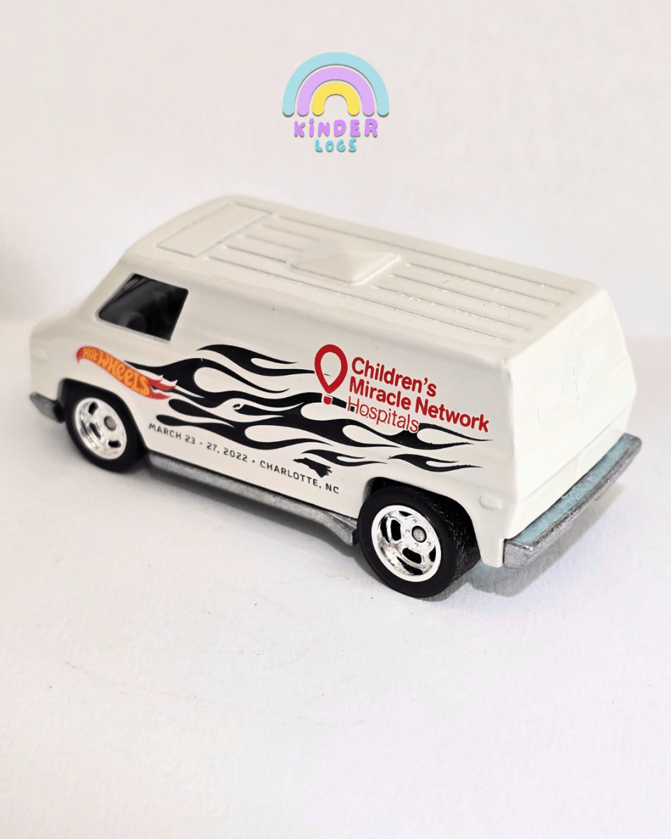 Hot Wheels Super Van - 22nd Annual Collectors Nationals - White (Uncarded) - Kinder Logs
