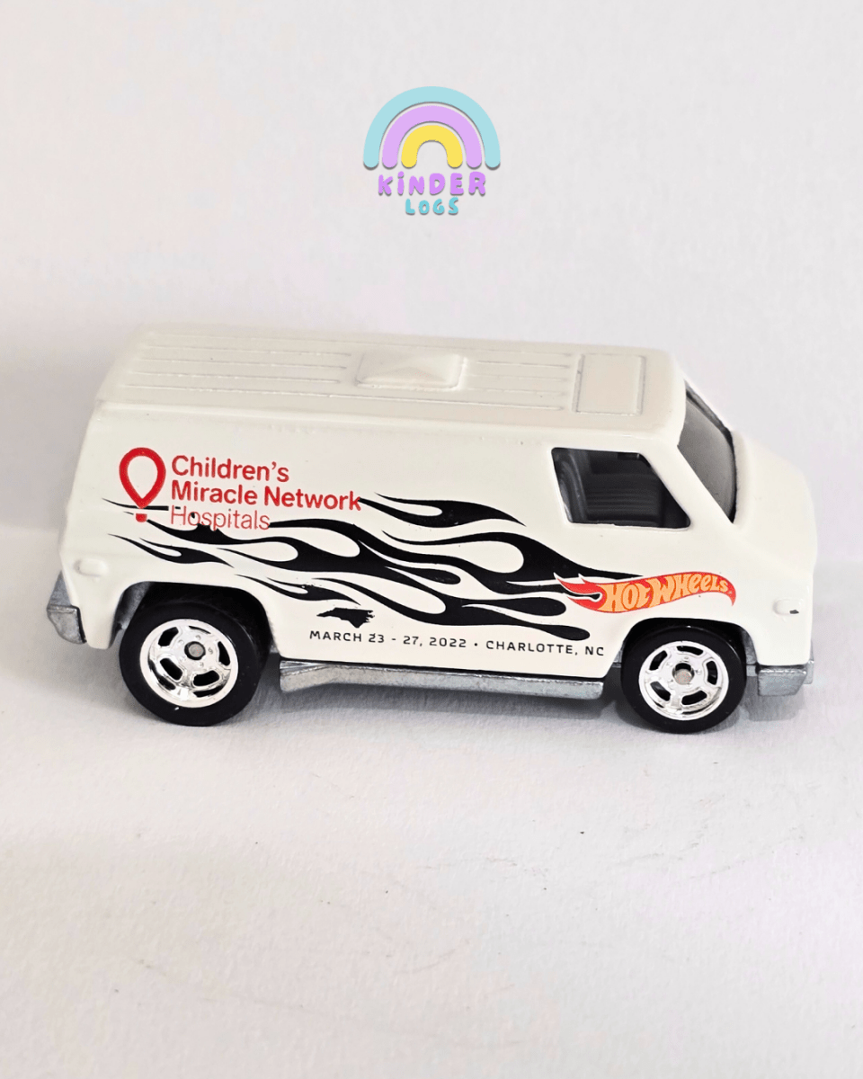 Hot Wheels Super Van - 22nd Annual Collectors Nationals - White (Uncarded) - Kinder Logs