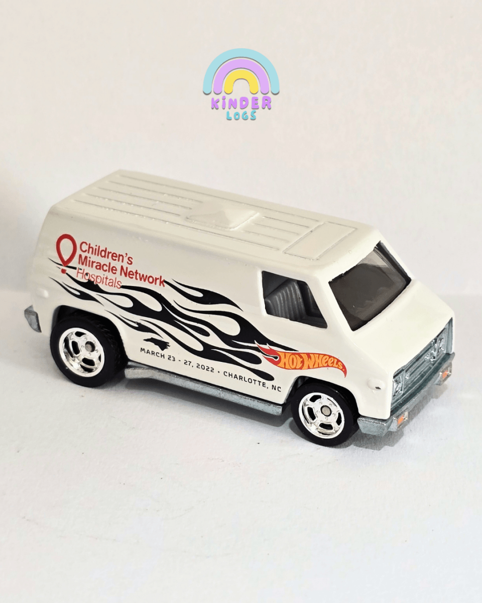 Hot Wheels Super Van - 22nd Annual Collectors Nationals - White (Uncarded) - Kinder Logs