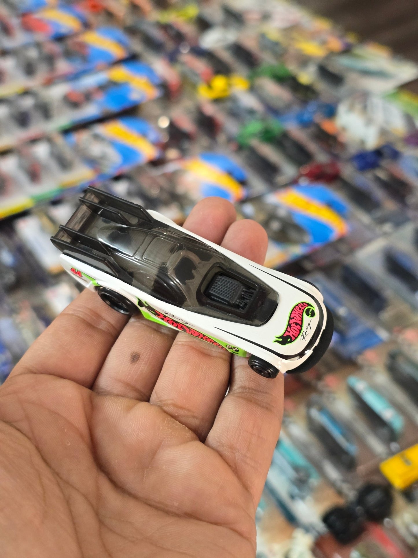 Hot Wheels Supercharged Car (Uncarded) - Kinder Logs