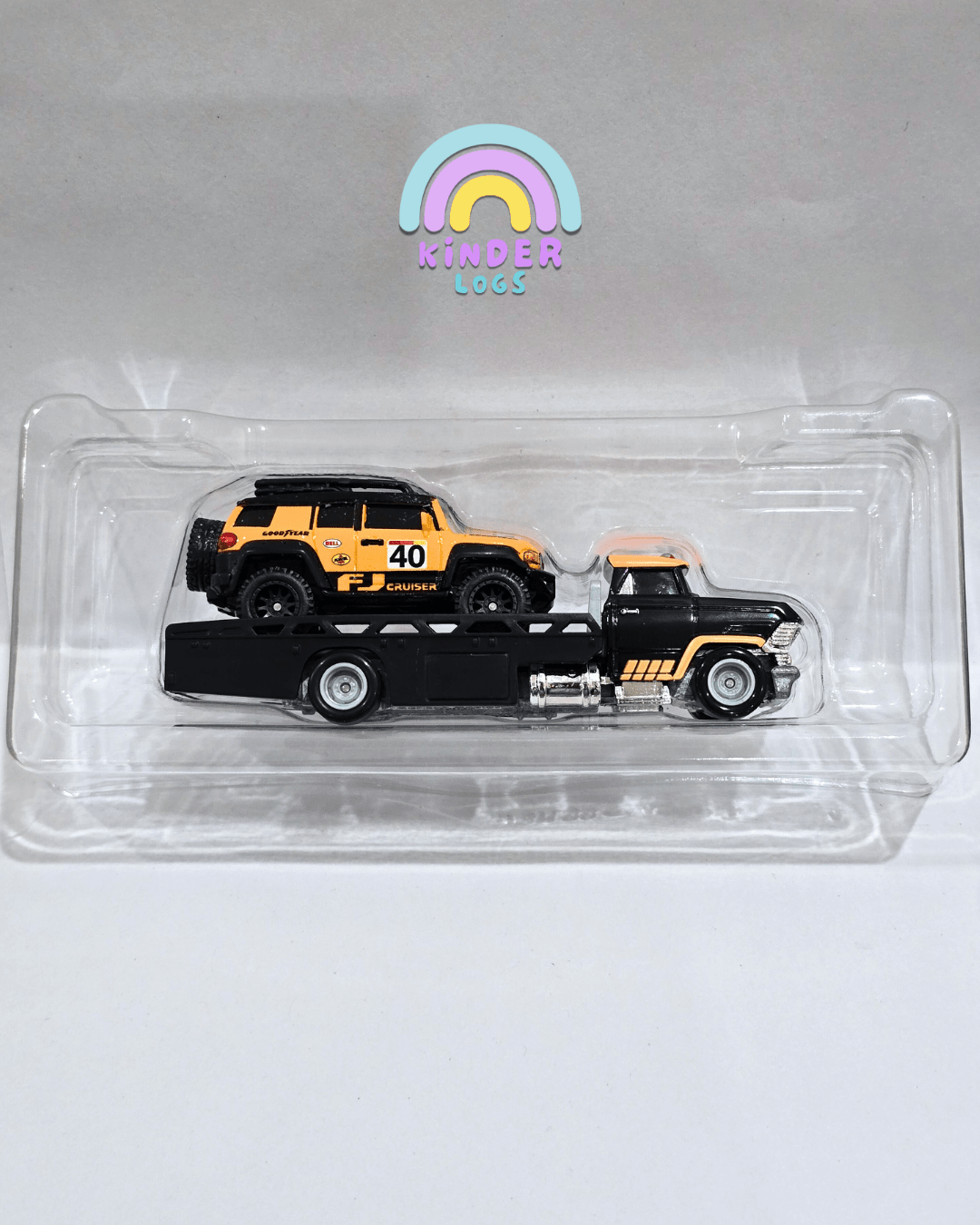Hot Wheels Team Transport Horizon Hauler & Toyota FJ Cruiser (Uncarded) - Kinder Logs