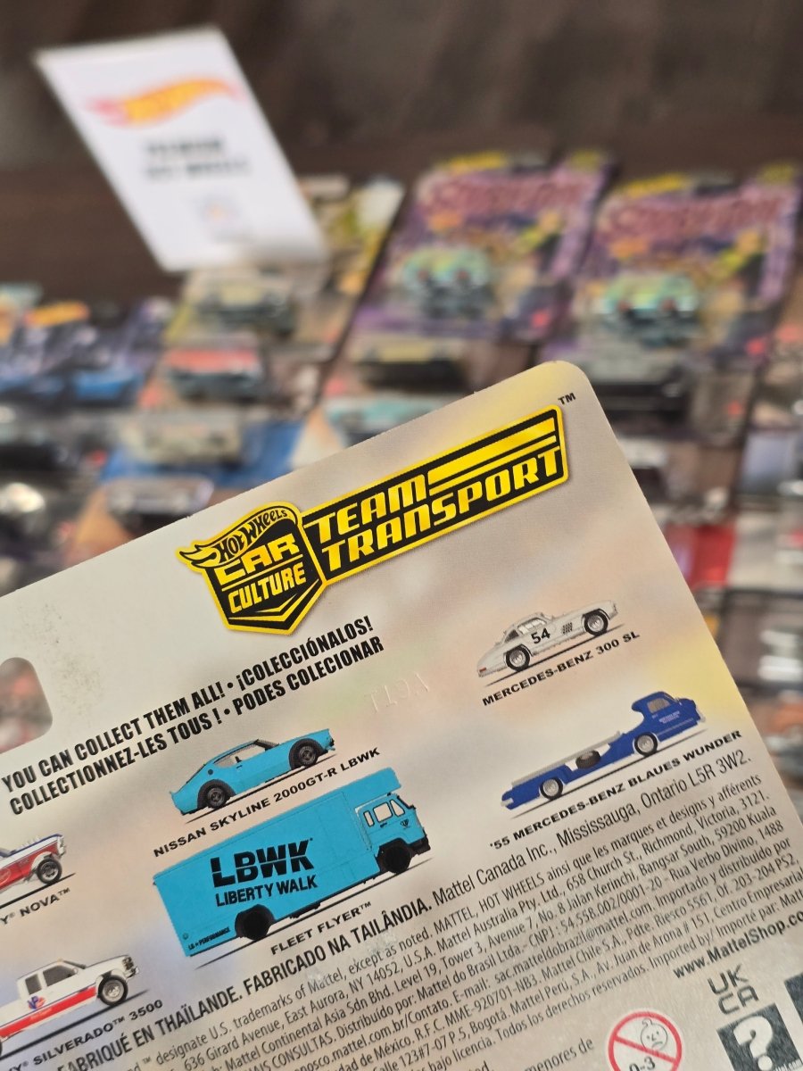 Hot Wheels Team Transport Mercedes - Benz 300SL With 1955 Blaues Wunder - Kinder Logs