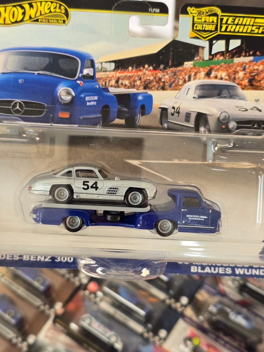 Hot Wheels Team Transport Mercedes - Benz 300SL With 1955 Blaues Wunder - Kinder Logs