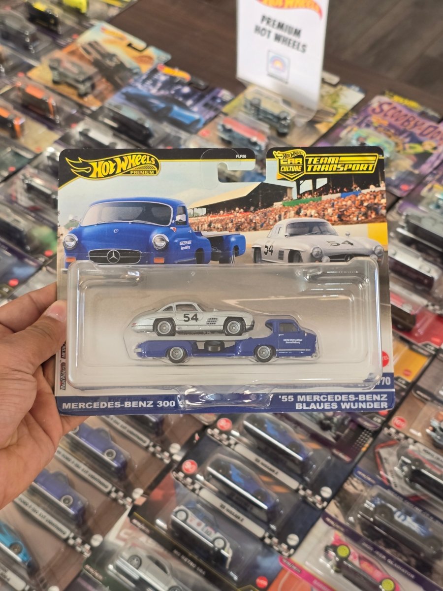 Hot Wheels Team Transport Mercedes - Benz 300SL With 1955 Blaues Wunder - Kinder Logs