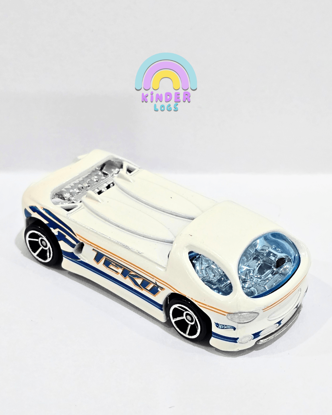 Hot Wheels TEKU Deora II - White (Uncarded) - Kinder Logs