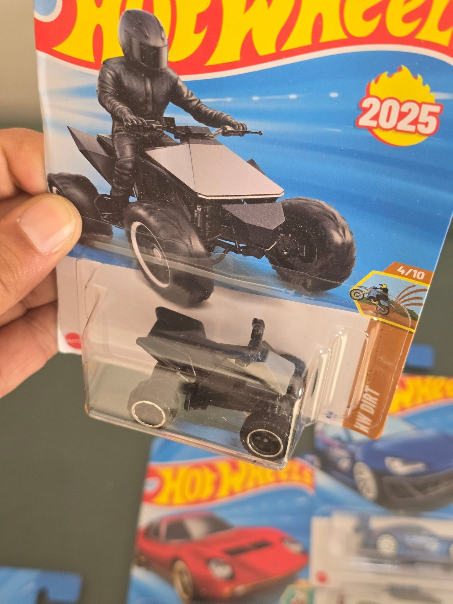 Hot Wheels Tesla Cyberquad (Imported) - Kinder Logs