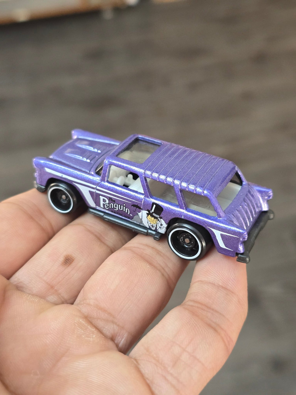 Hot Wheels The Batman 1955 Classic NOMAD 'The Penguin' (Uncarded - New) - Kinder Logs