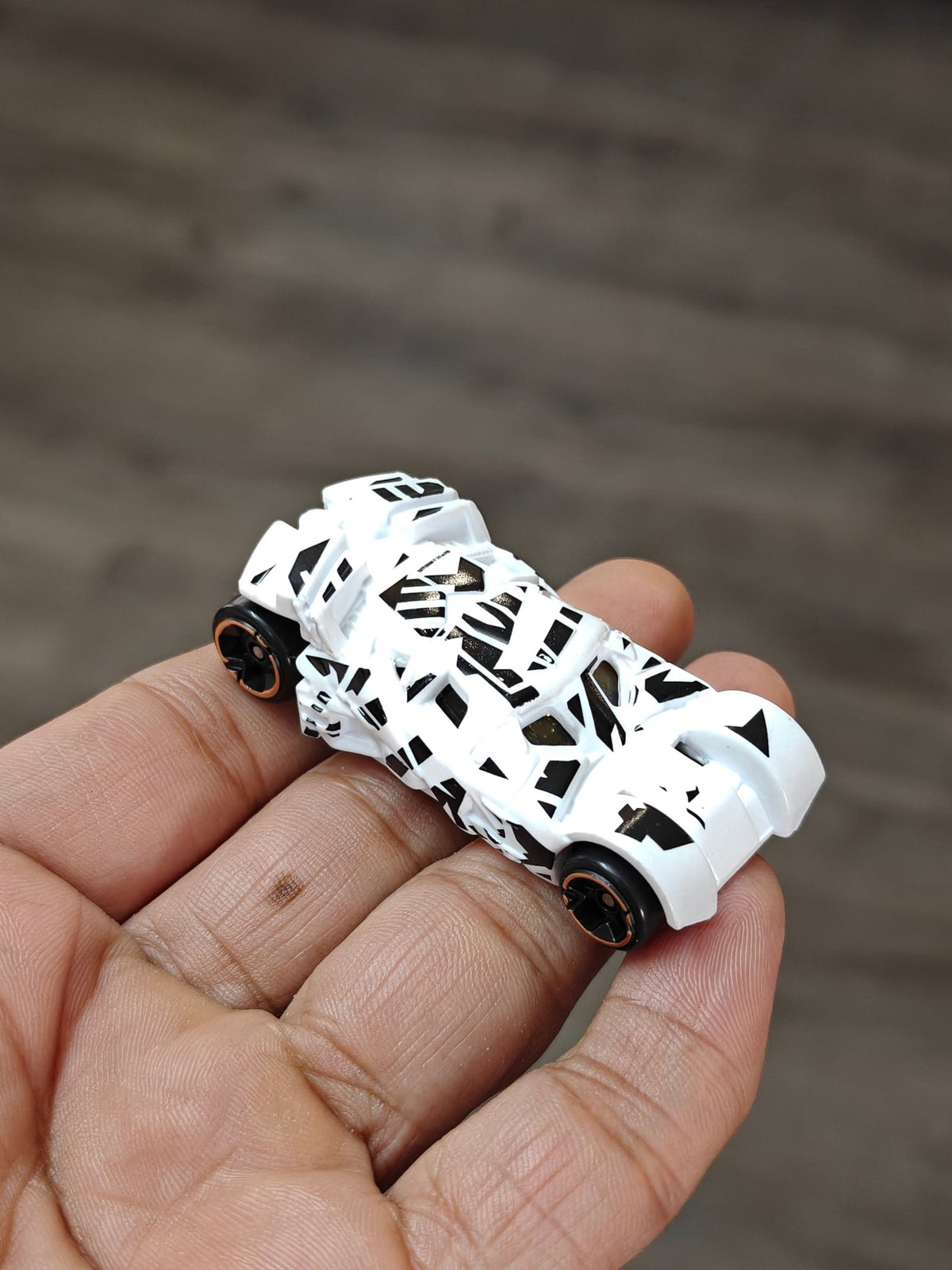 Hot Wheels 'The Dark Knight' Batmobile - White (Uncarded - New) - Kinder Logs