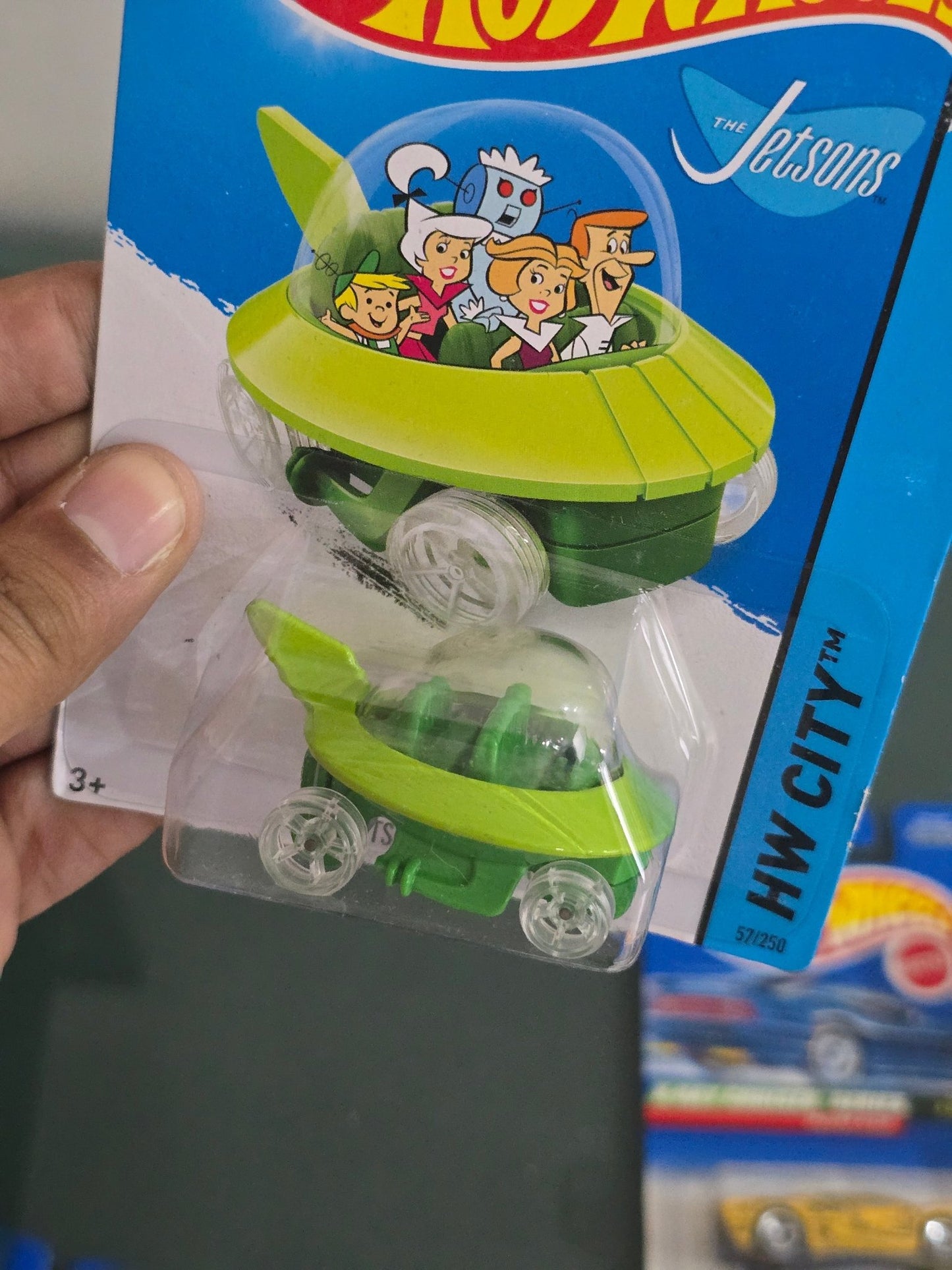 Hot Wheels 'The Jetsons' Capsule Car - Kinder Logs