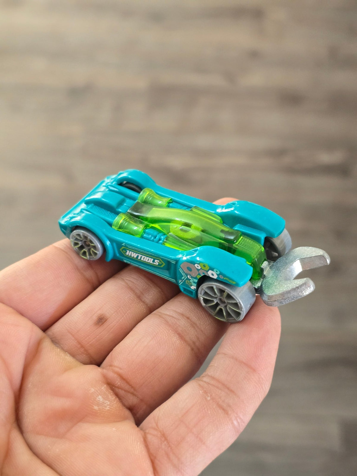 Hot Wheels Tooligan - HW Tools (Pre - Owned) - Kinder Logs