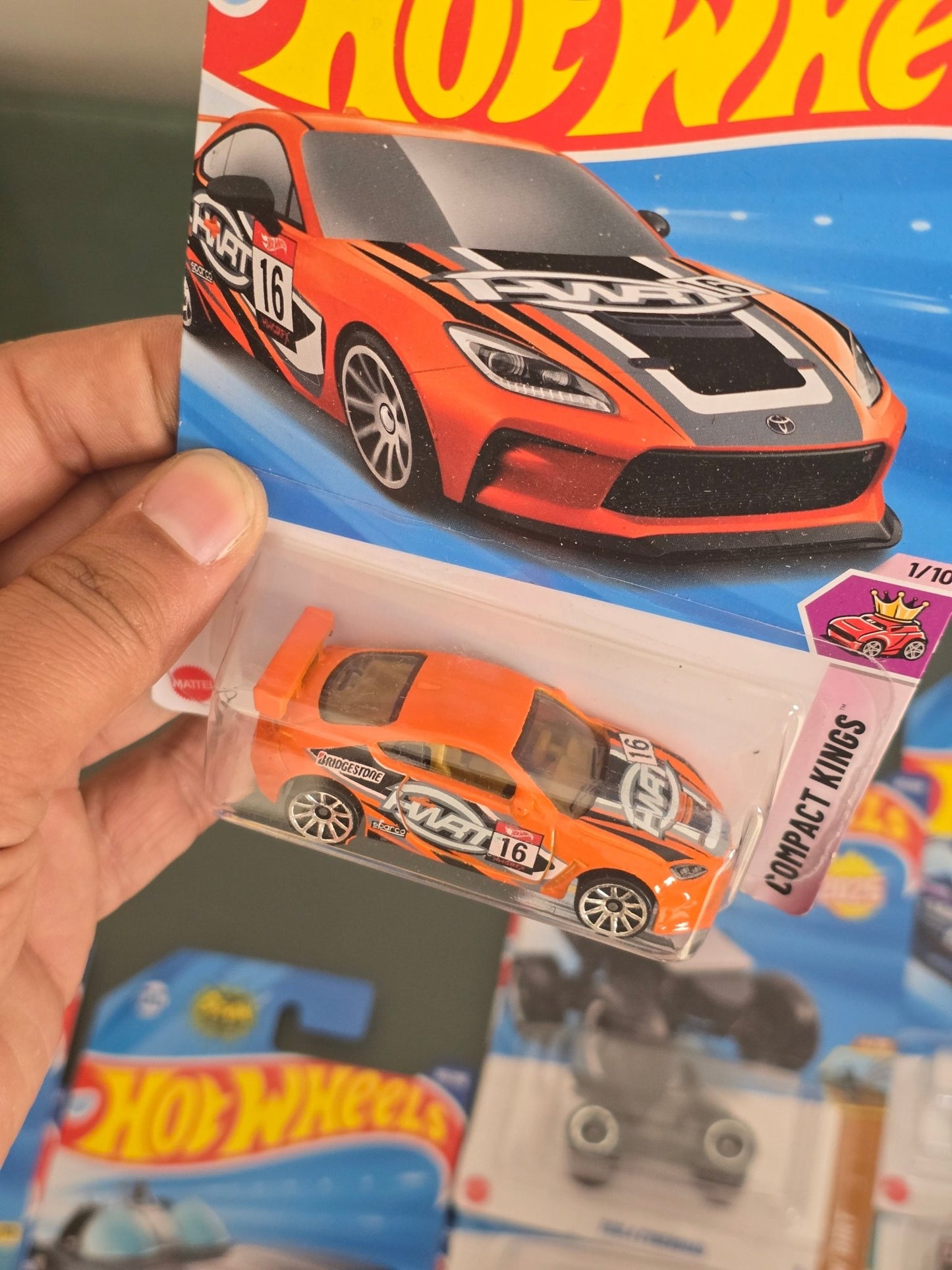 Hot Wheels Toyota GR86 Cup - Orange (Imported) - Kinder Logs