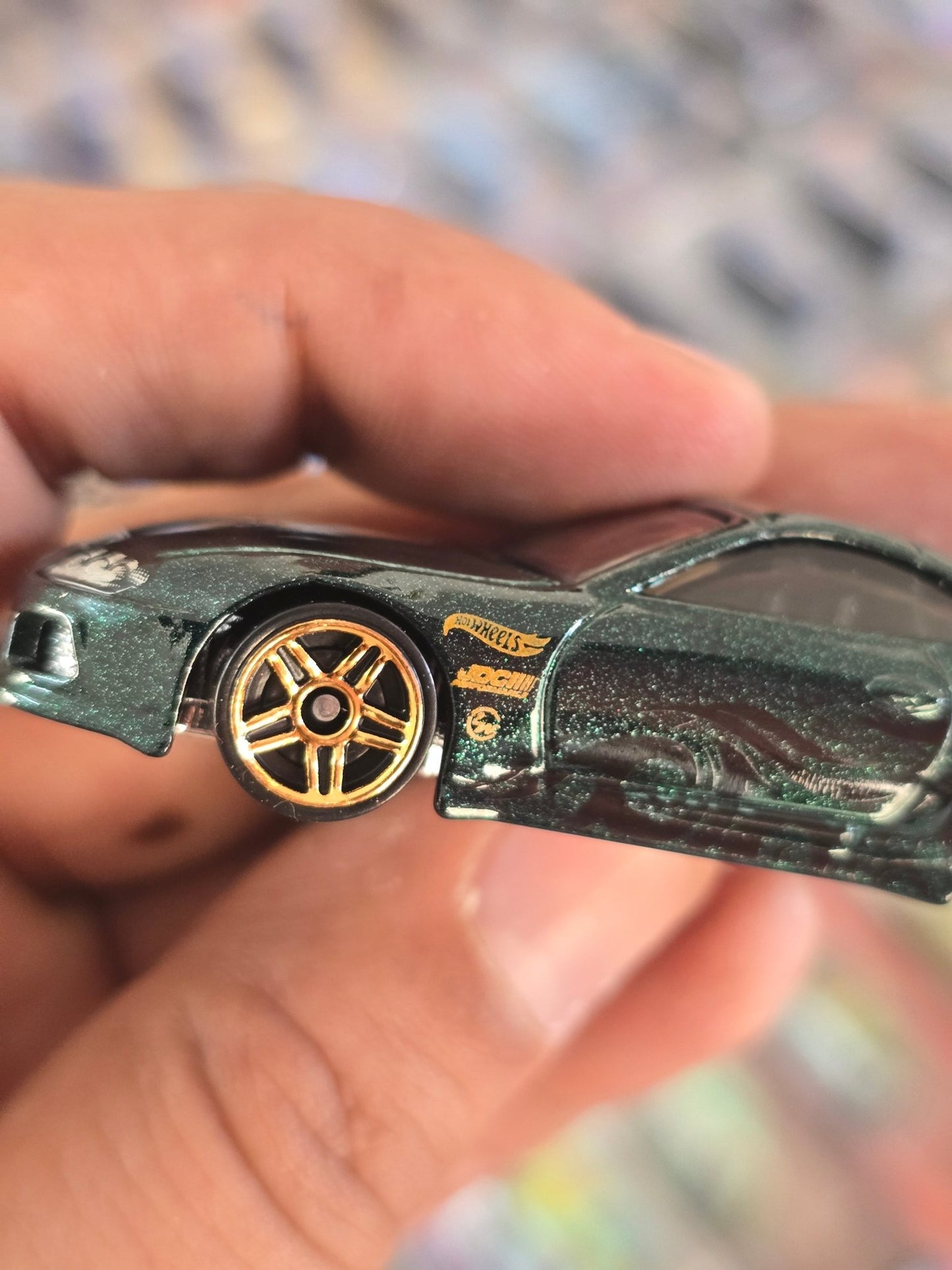 Hot Wheels Toyota Supra - Dark Green (Uncarded) - Kinder Logs
