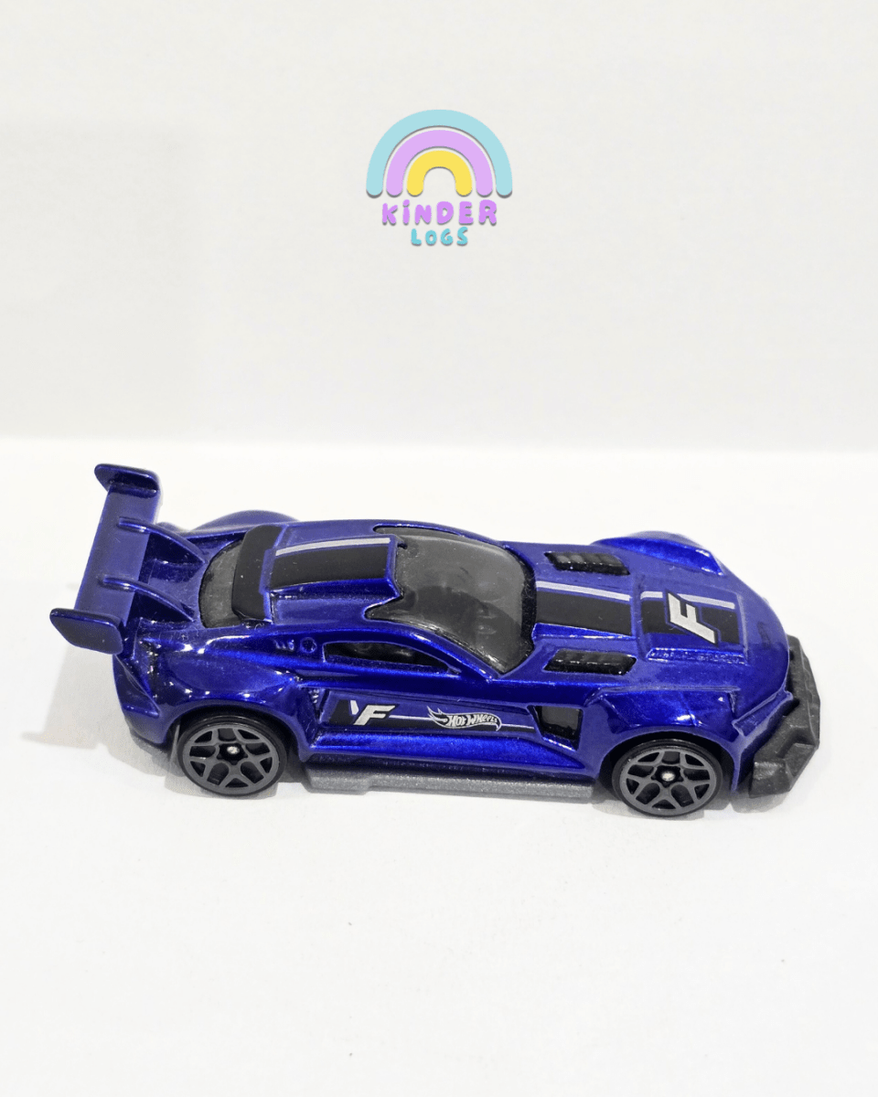 Hot Wheels Track Ripper - Used Car (Uncarded) - Kinder Logs