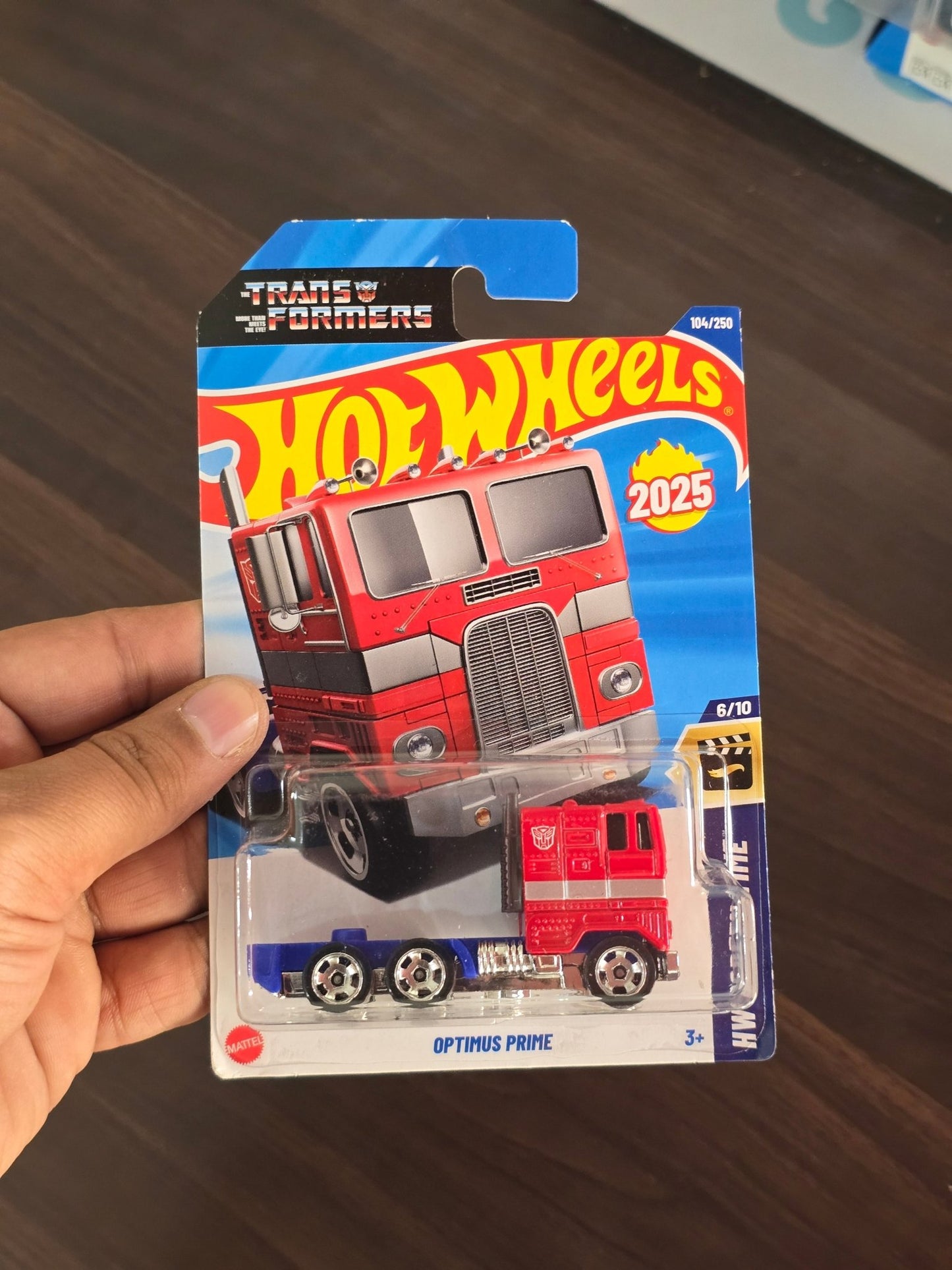 Hot Wheels Transformers Optimus Prime Truck (Imported) - Kinder Logs