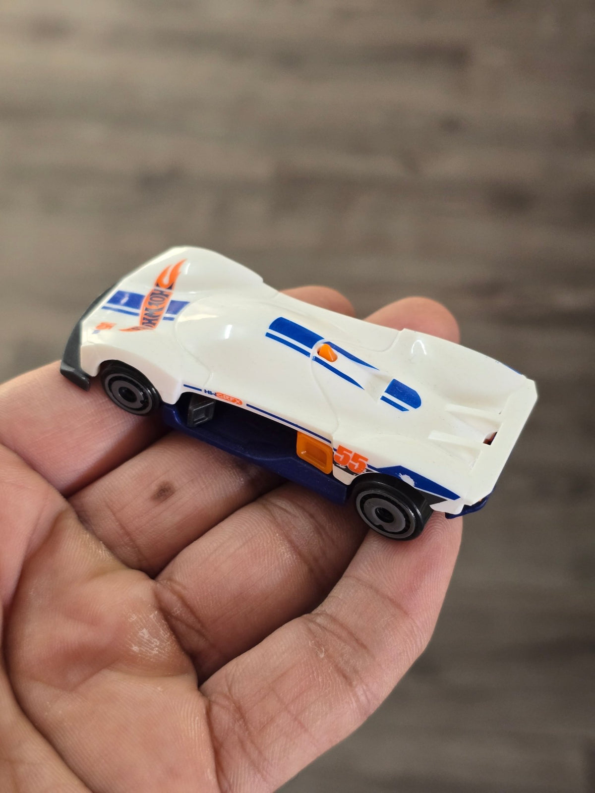 Hot Wheels Turbine Sublime - HW 55 Race Team (Uncarded - New) - Kinder Logs