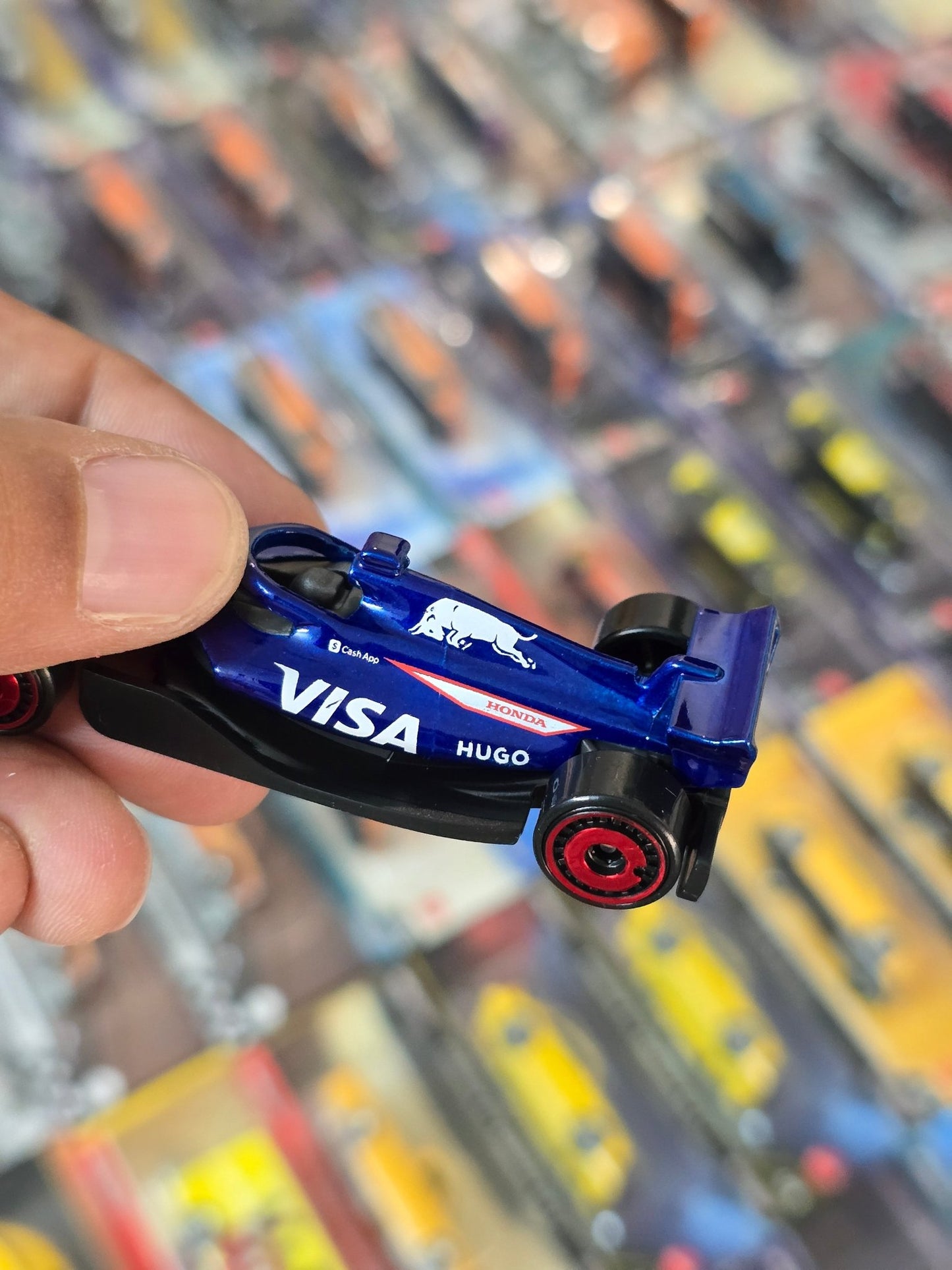 Hot Wheels VISA RB F1 Team Car (Uncarded) - Kinder Logs