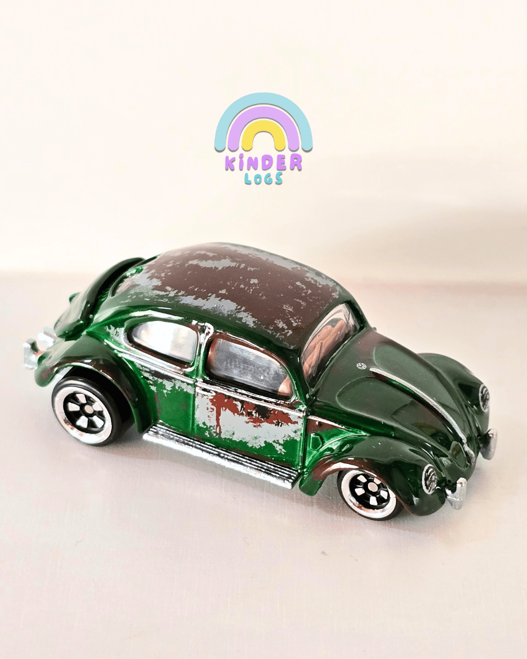 Hot Wheels Volkswagen "Classic Bug" - Vintage Club (Uncarded - New) - Kinder Logs