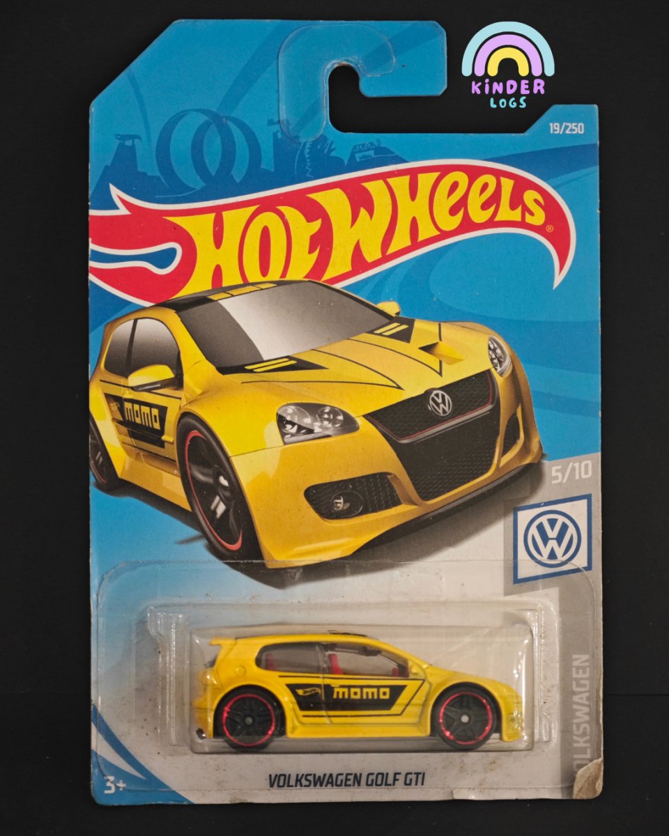 Hot Wheels Volkswagen Golf GTI MOMO (Old Card) - Kinder Logs