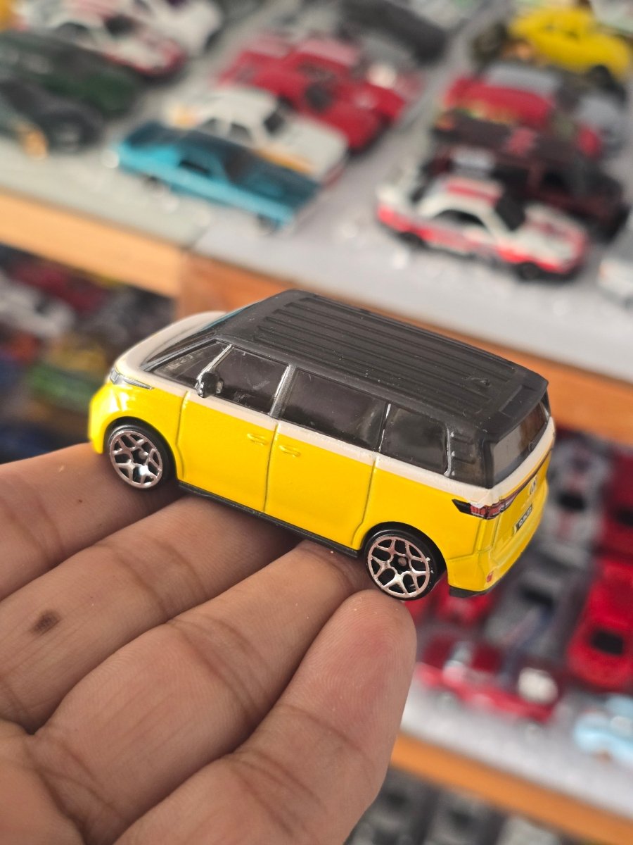 Hot Wheels Volkswagen ID. Buzz - Yellow (Uncarded) - Kinder Logs