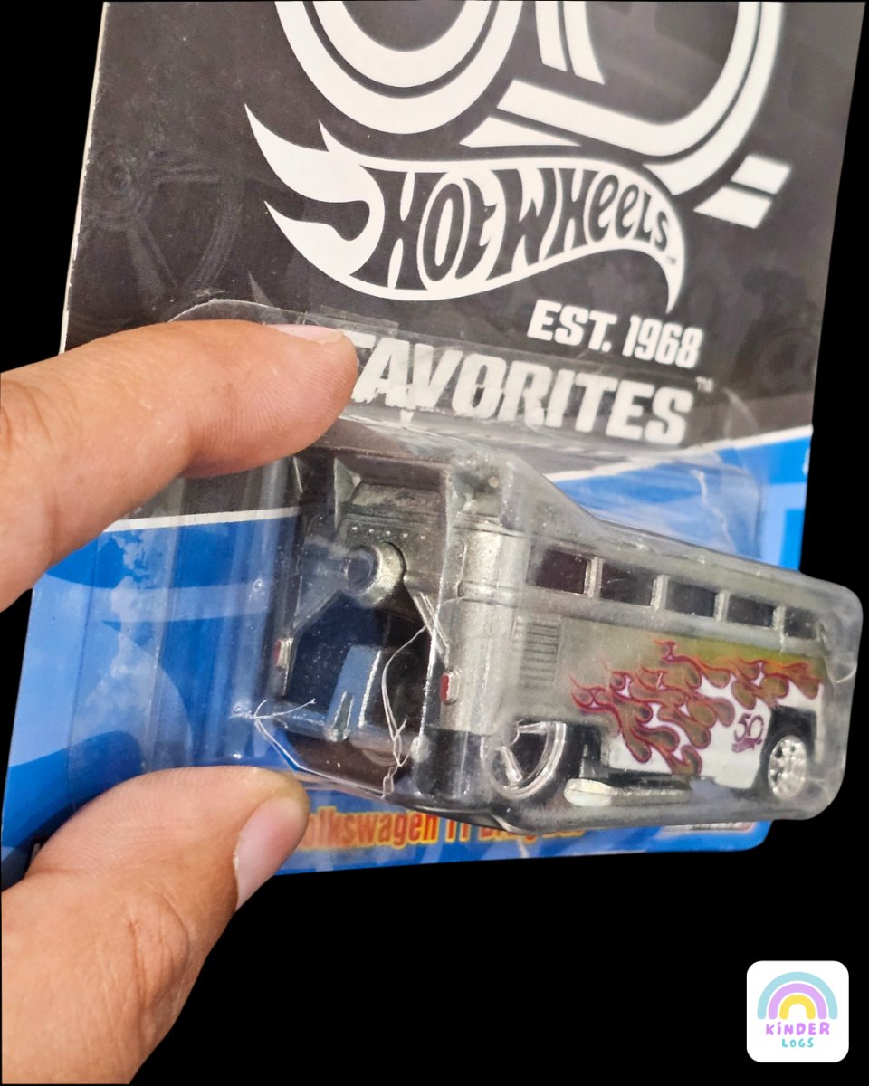 Hot Wheels Volkswagen T1 Drag Bus (Broken Blister) - Kinder Logs