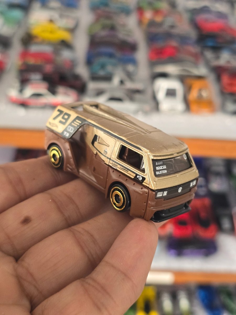 Hot Wheels Volkswagen T3 Custom - Brown (Uncarded) - Kinder Logs