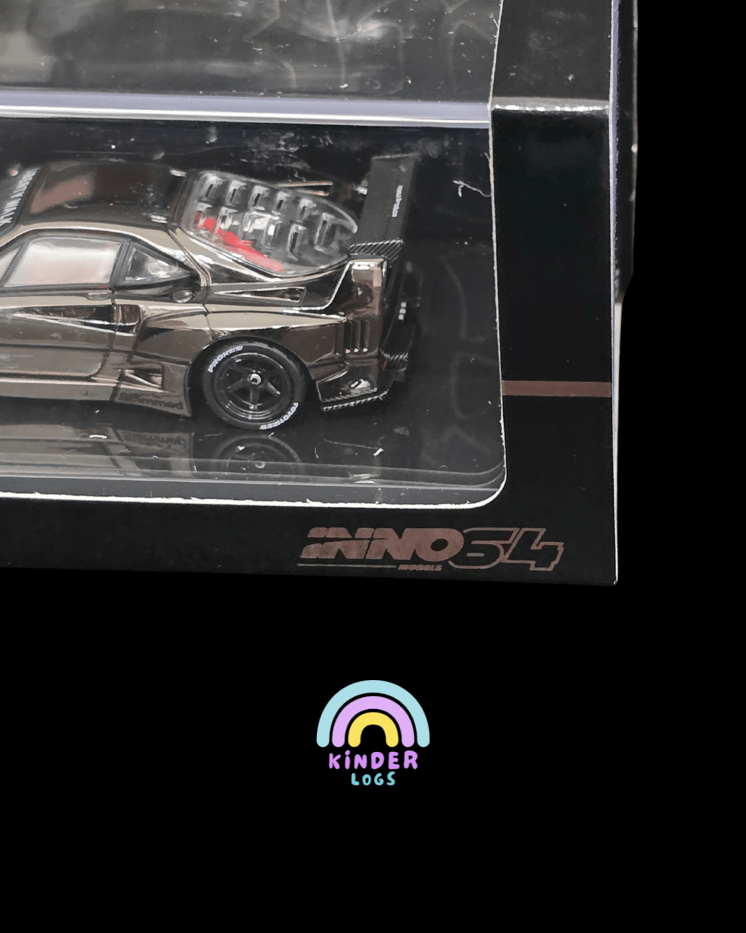 Inno64 LBWK Ferrari F40 Chrome Black Edition - Kinder Logs