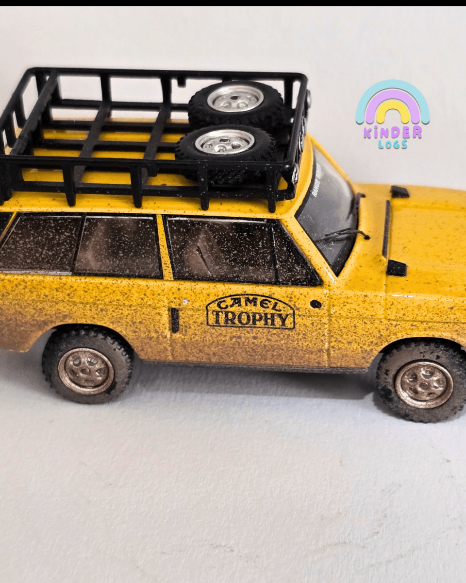 Inno64 Range Rover Classic Camel Trophy 1982 (Uncarded) - Kinder Logs