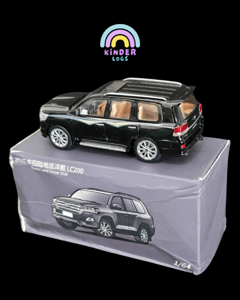 JKM 2016 Toyota Land Cruiser LC200 SUV (Open Box) - Kinder Logs