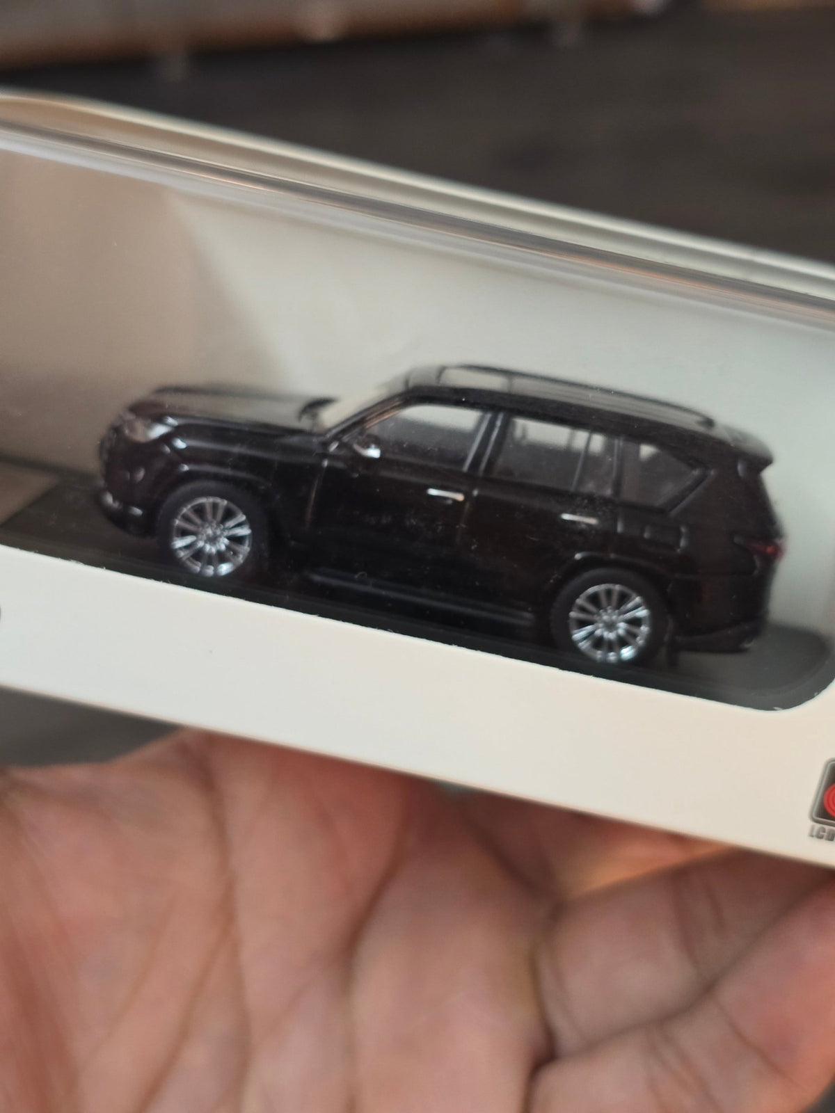 LCD Lexus LX600 SUV (Black) - Kinder Logs