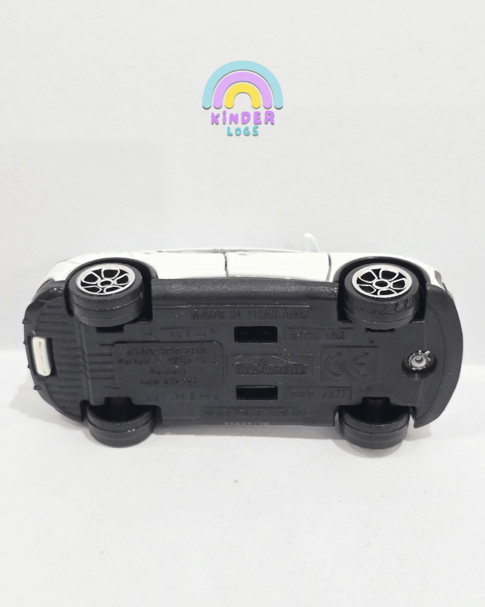 Majorette Audi Q4 E - Tron - White (Uncarded) - Kinder Logs