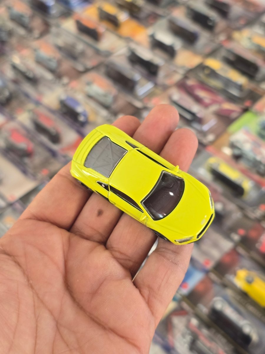 Majorette Audi R8 - Neon Green (Uncarded) - Kinder Logs