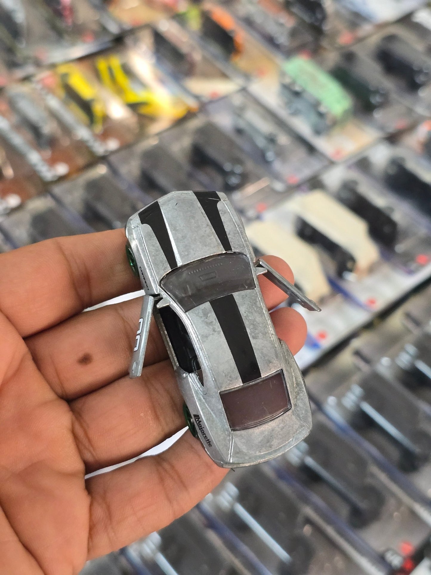 Majorette Chevrolet Camaro Special Edition (Uncarded) - Kinder Logs