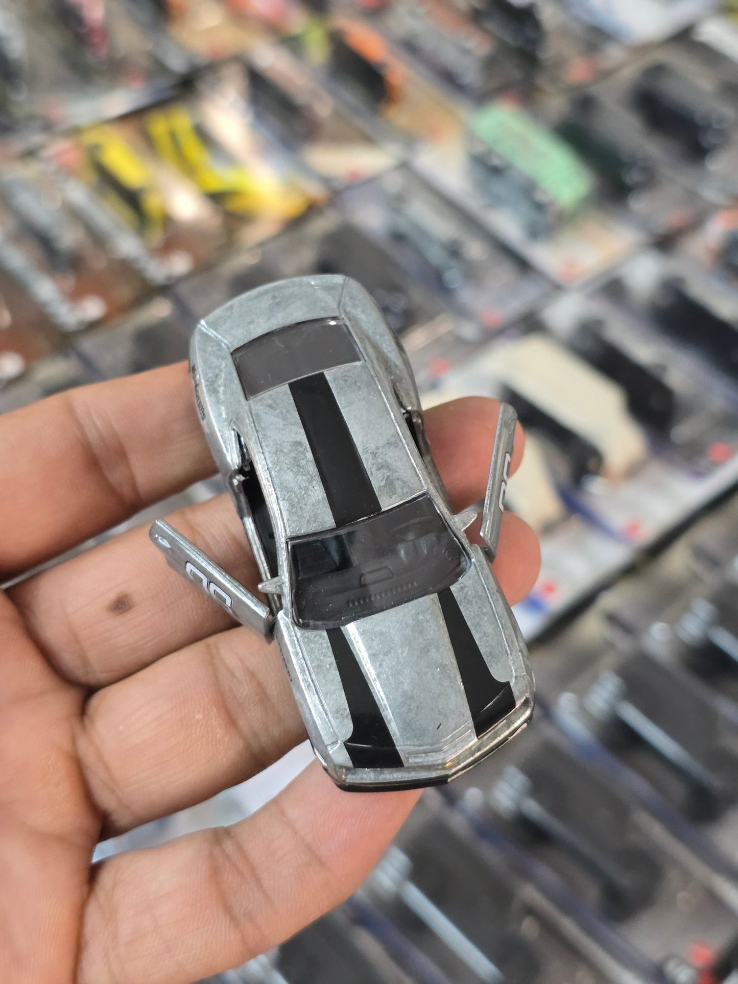 Majorette Chevrolet Camaro Special Edition (Uncarded) - Kinder Logs
