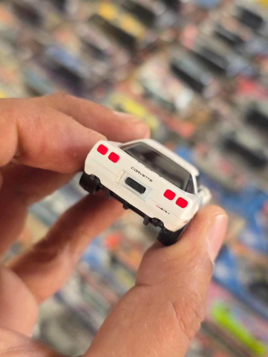 Majorette Chevrolet Corvette C4 #55 - White (Uncarded) - Kinder Logs