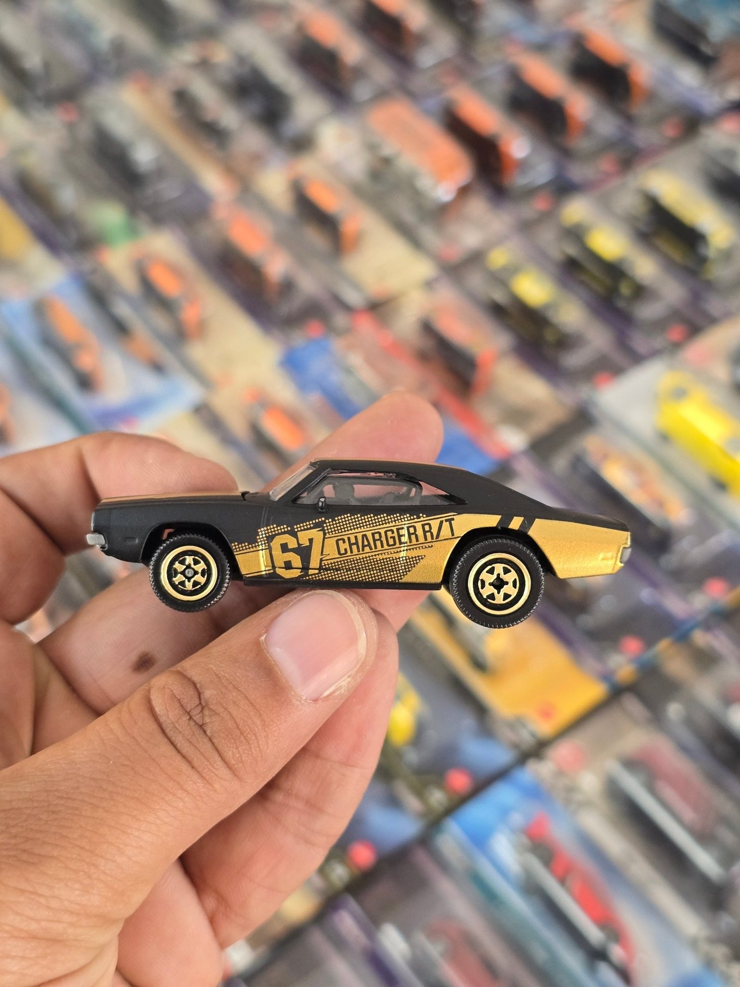 Majorette Dodge Charger RT - Black With Gold (Uncarded) - Kinder Logs