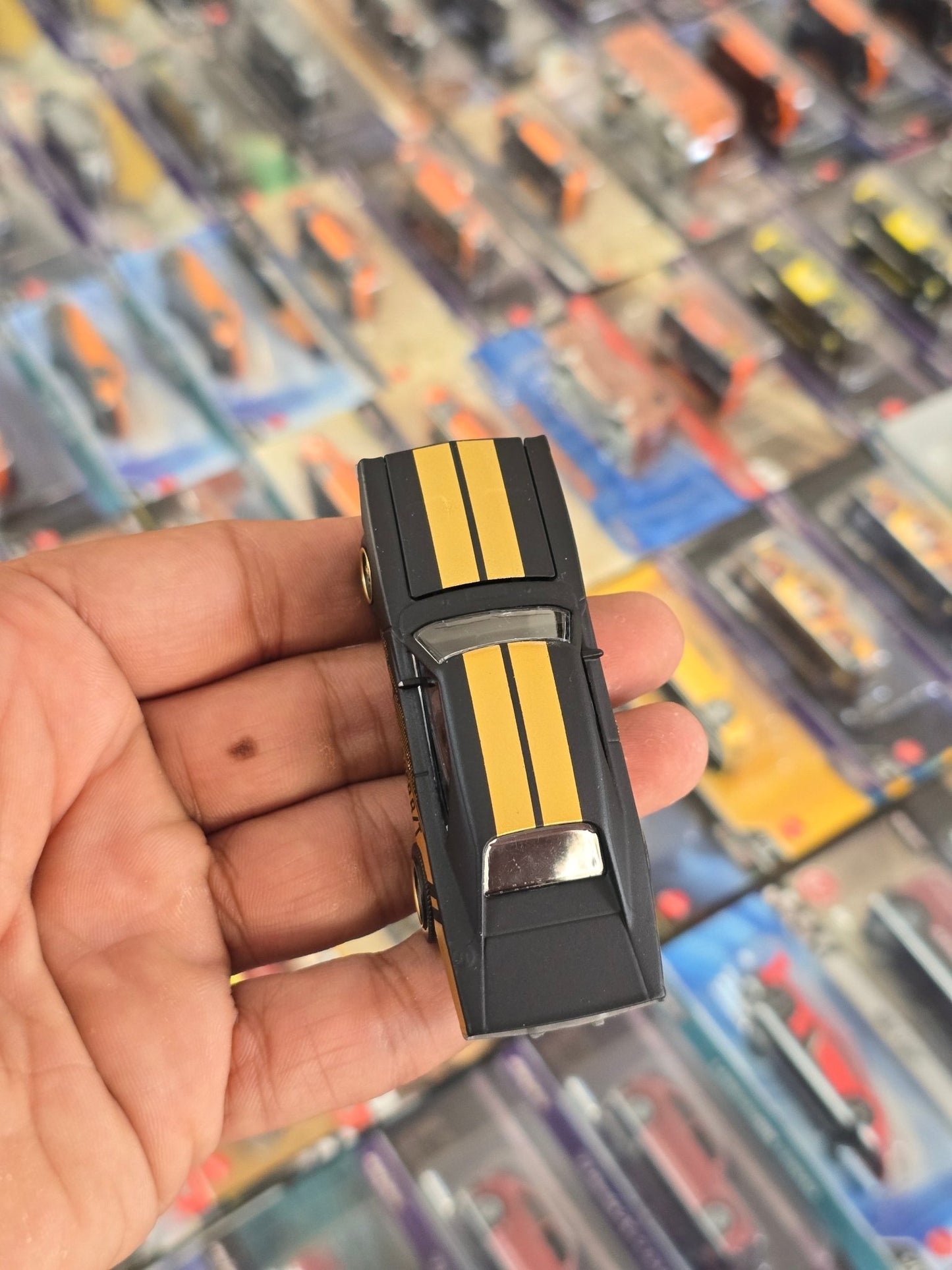 Majorette Dodge Charger RT - Black With Gold (Uncarded) - Kinder Logs