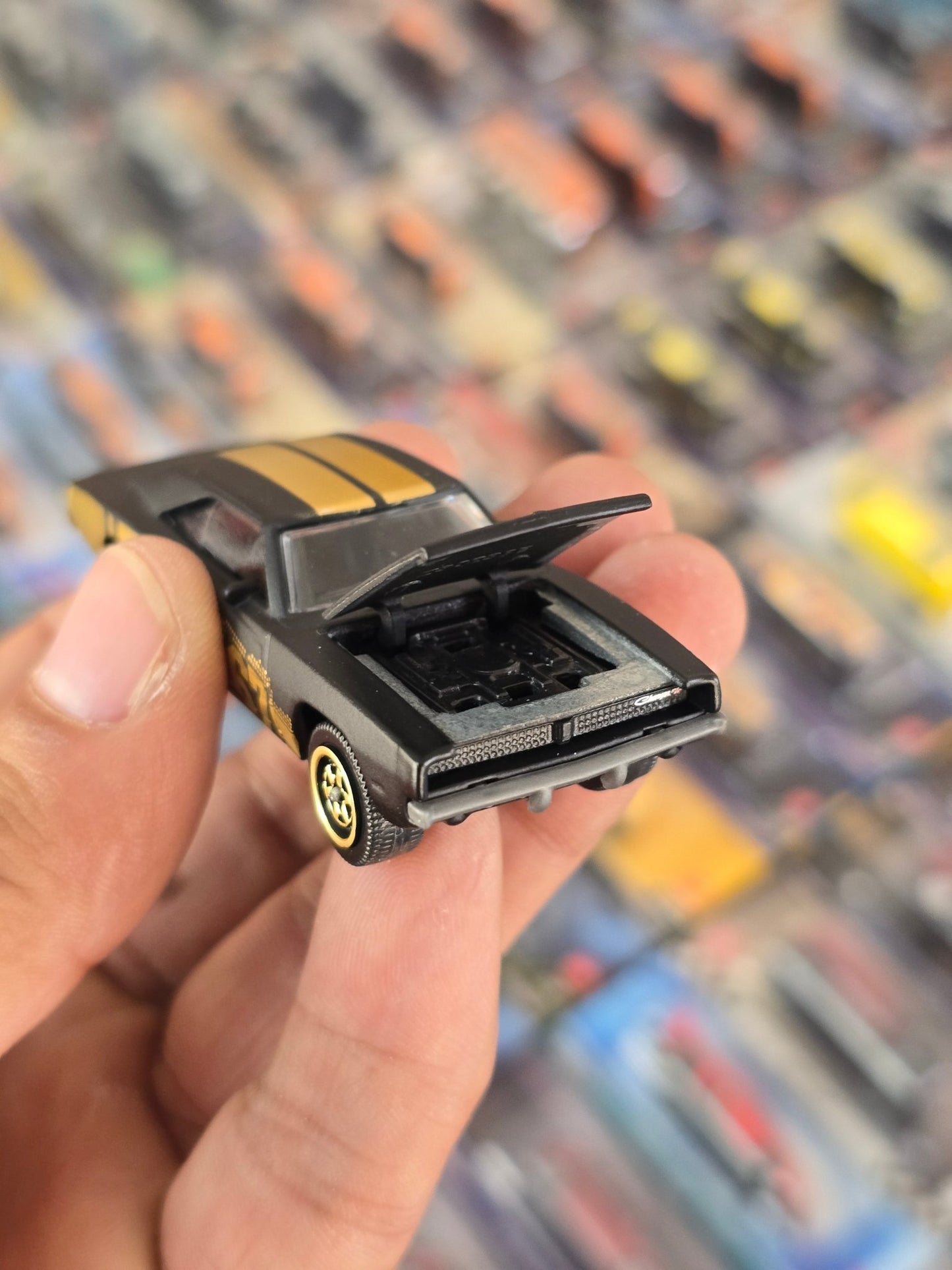 Majorette Dodge Charger RT - Black With Gold (Uncarded) - Kinder Logs