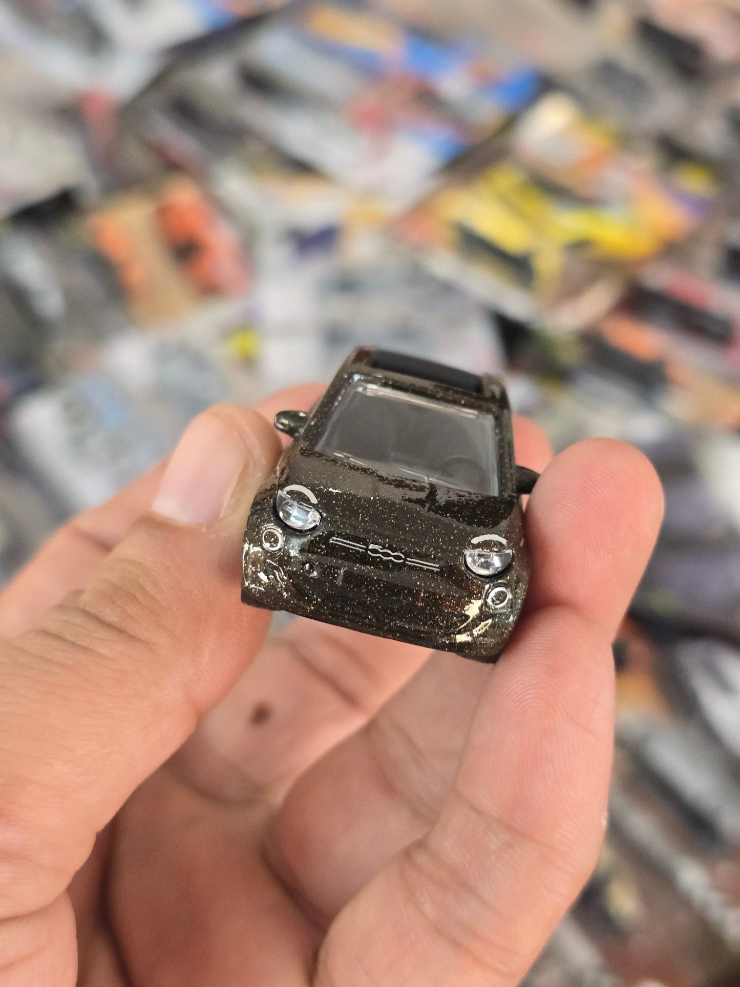 Majorette Fiat 500 Icon Chase Car (Uncarded) - Kinder Logs