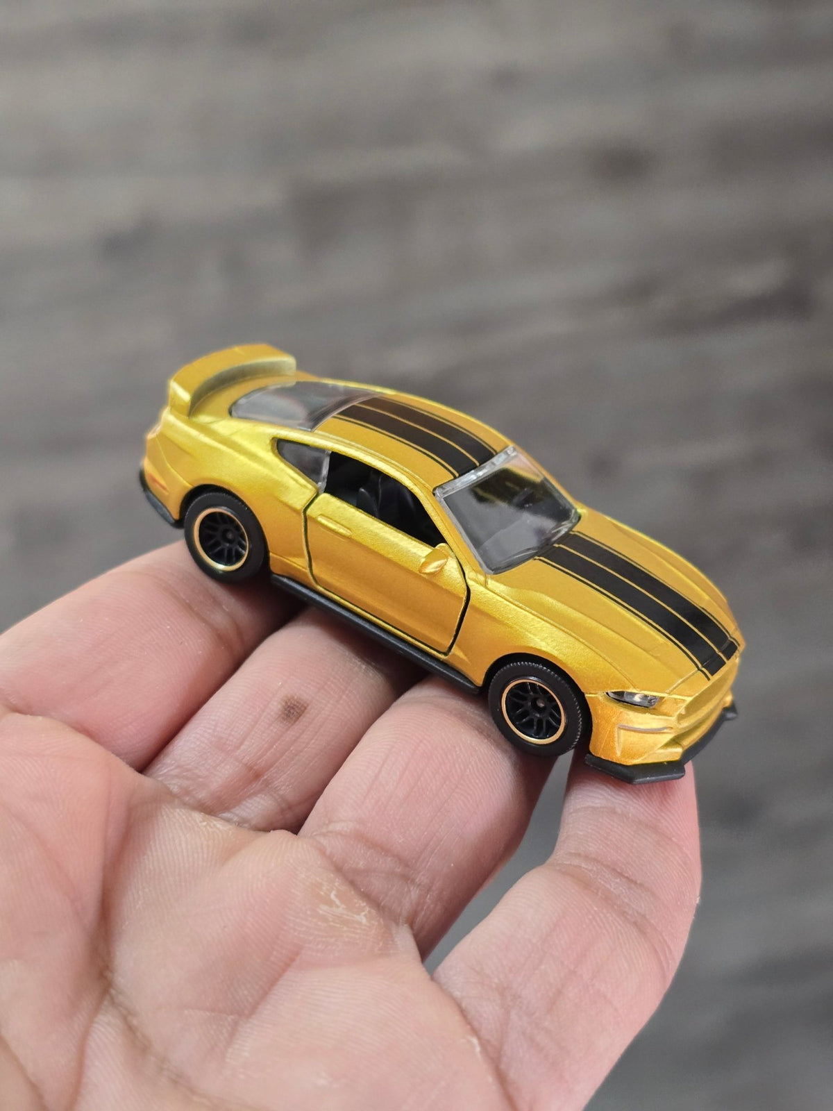 Majorette Ford Mustang GT - Gold (Uncarded - New) - Kinder Logs