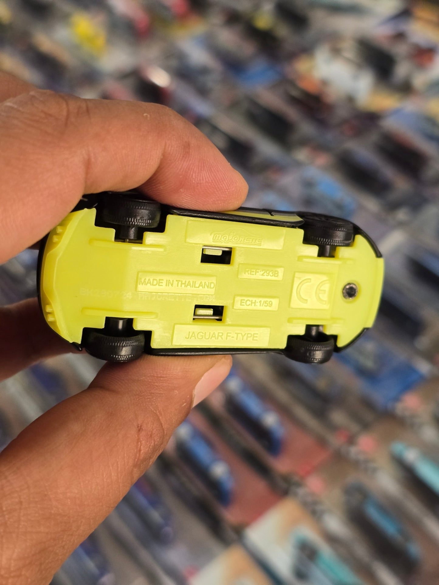 Majorette Jaguar F - Type R - Black With Neon Stripes (Uncarded) - Kinder Logs