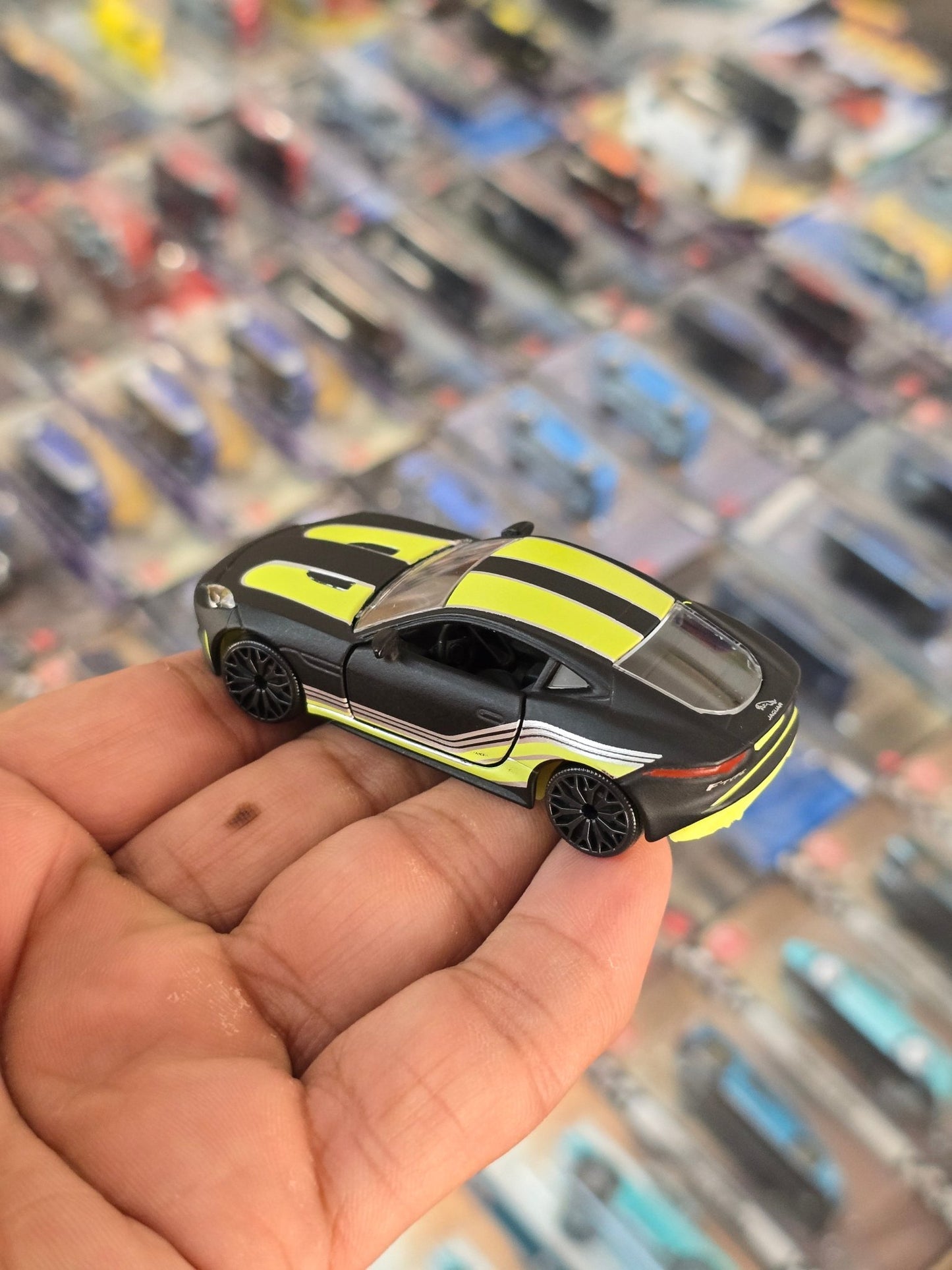Majorette Jaguar F - Type R - Black With Neon Stripes (Uncarded) - Kinder Logs