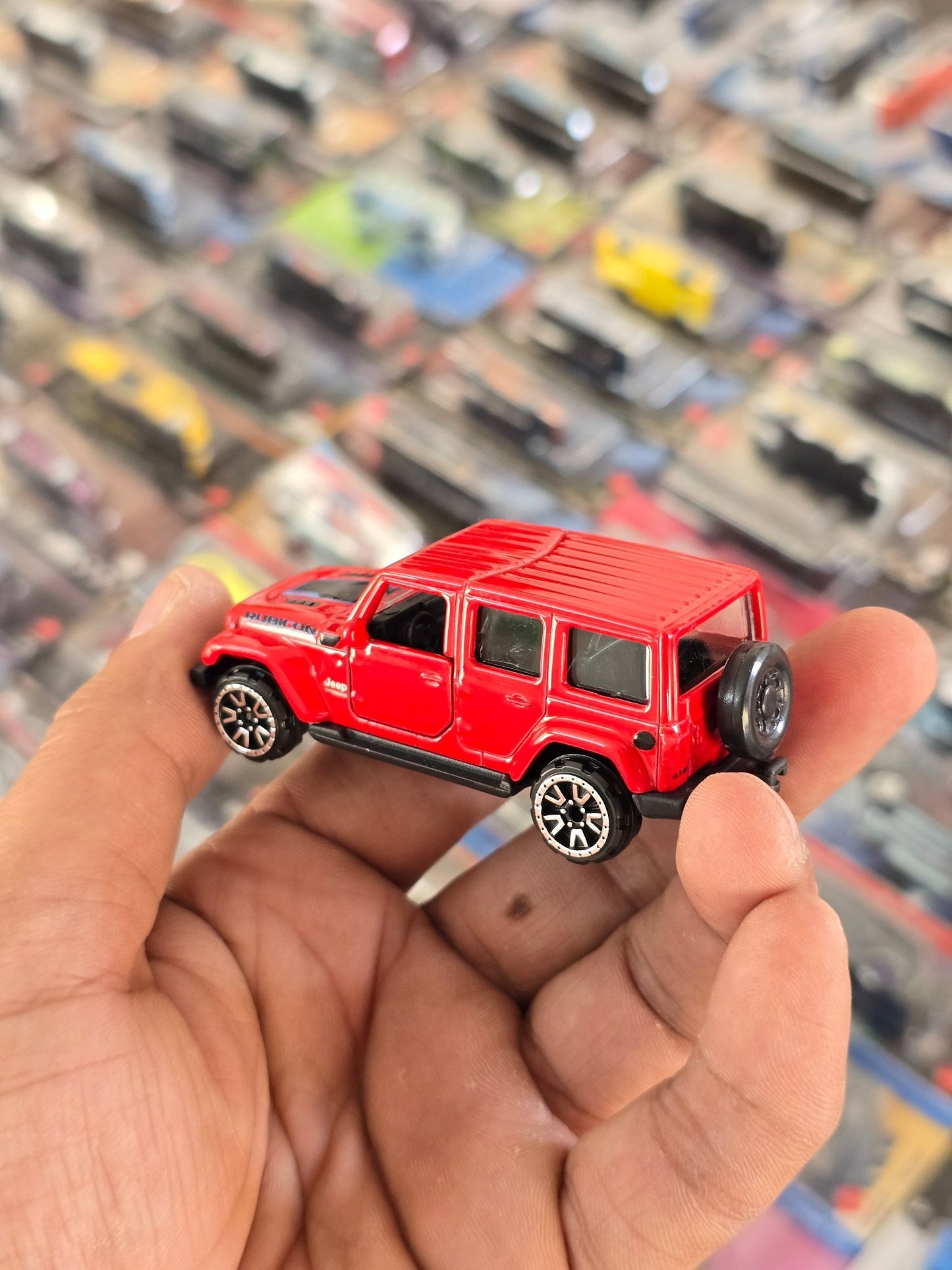 Majorette Jeep Wrangler Rubicon 4XE - Red (Uncarded) - Kinder Logs