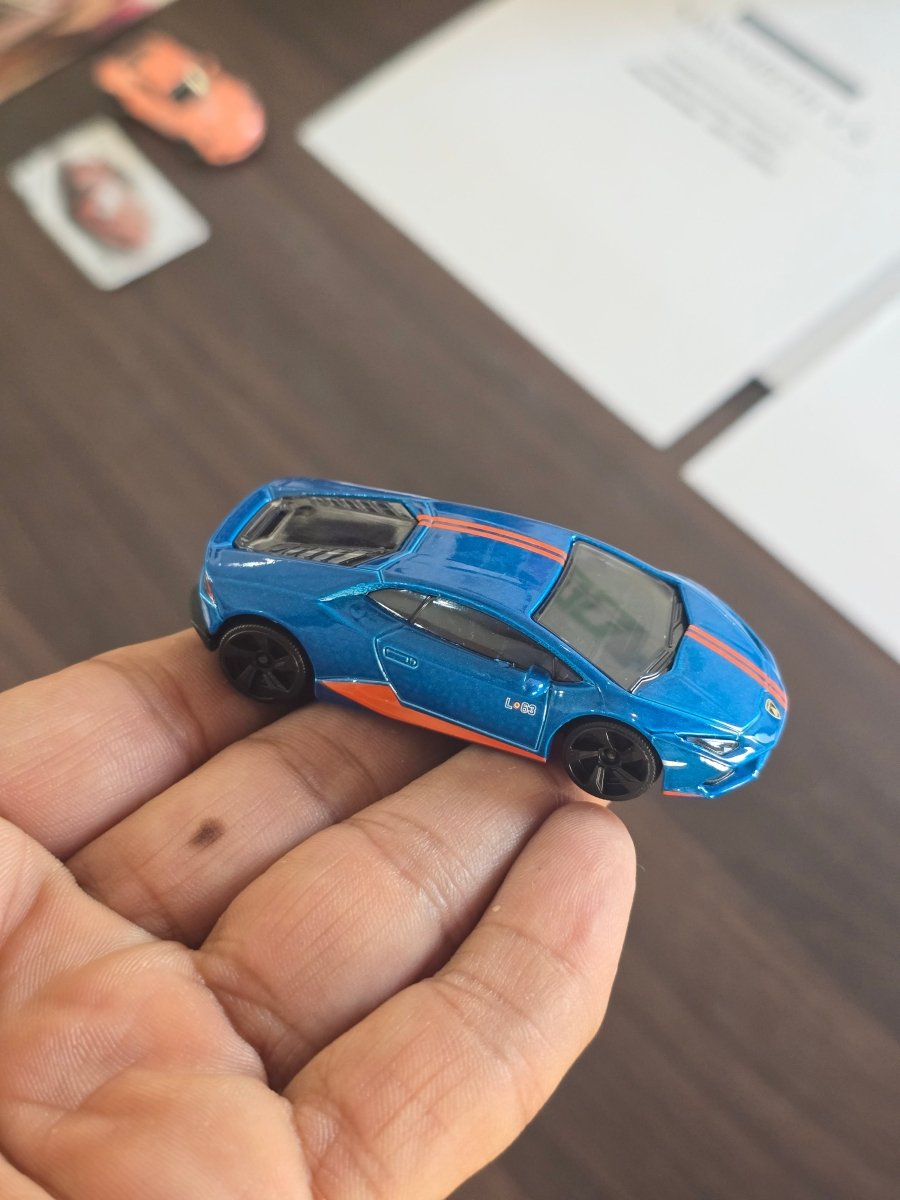 Majorette Lamborghini Huracan Limited Edition (Uncarded) - Kinder Logs