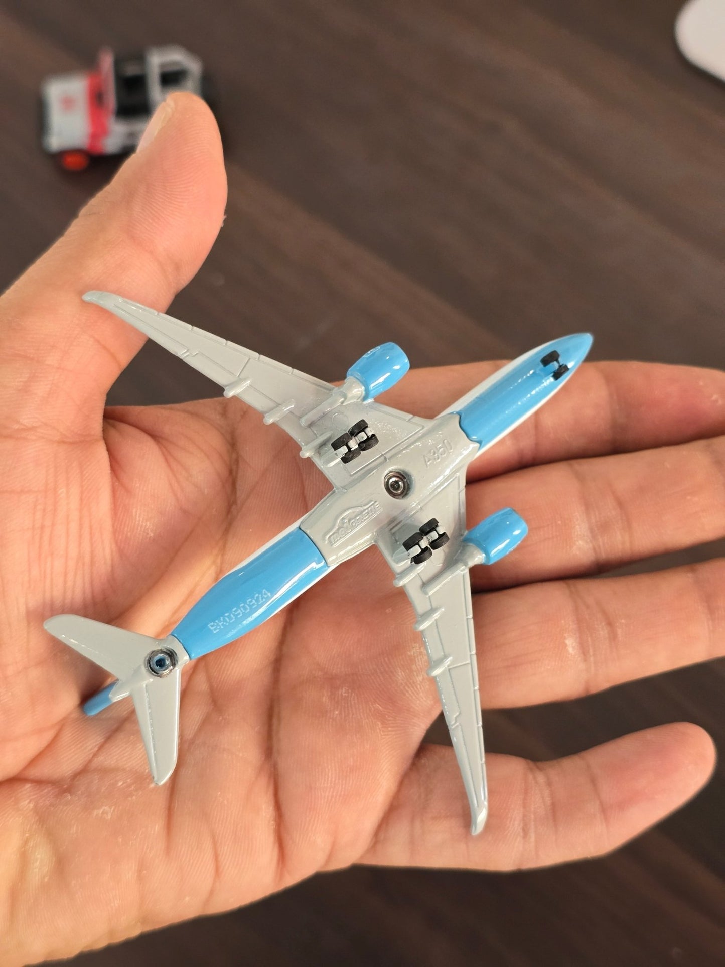 Majorette Maersk Air Cargo Plane (Uncarded) - Kinder Logs
