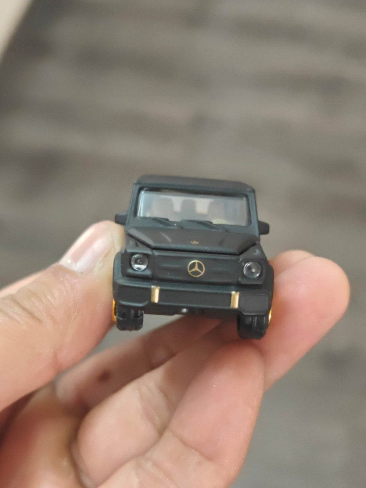 Majorette Mercedes - AMG G63 Matte Black With Gold Wheels (Uncarded - New) - Kinder Logs
