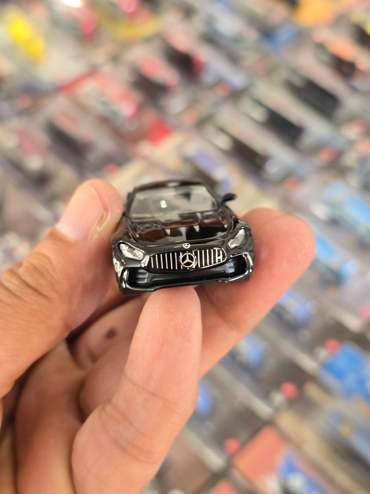 Majorette Mercedes - AMG GT R Black Edition (Uncarded) - Kinder Logs