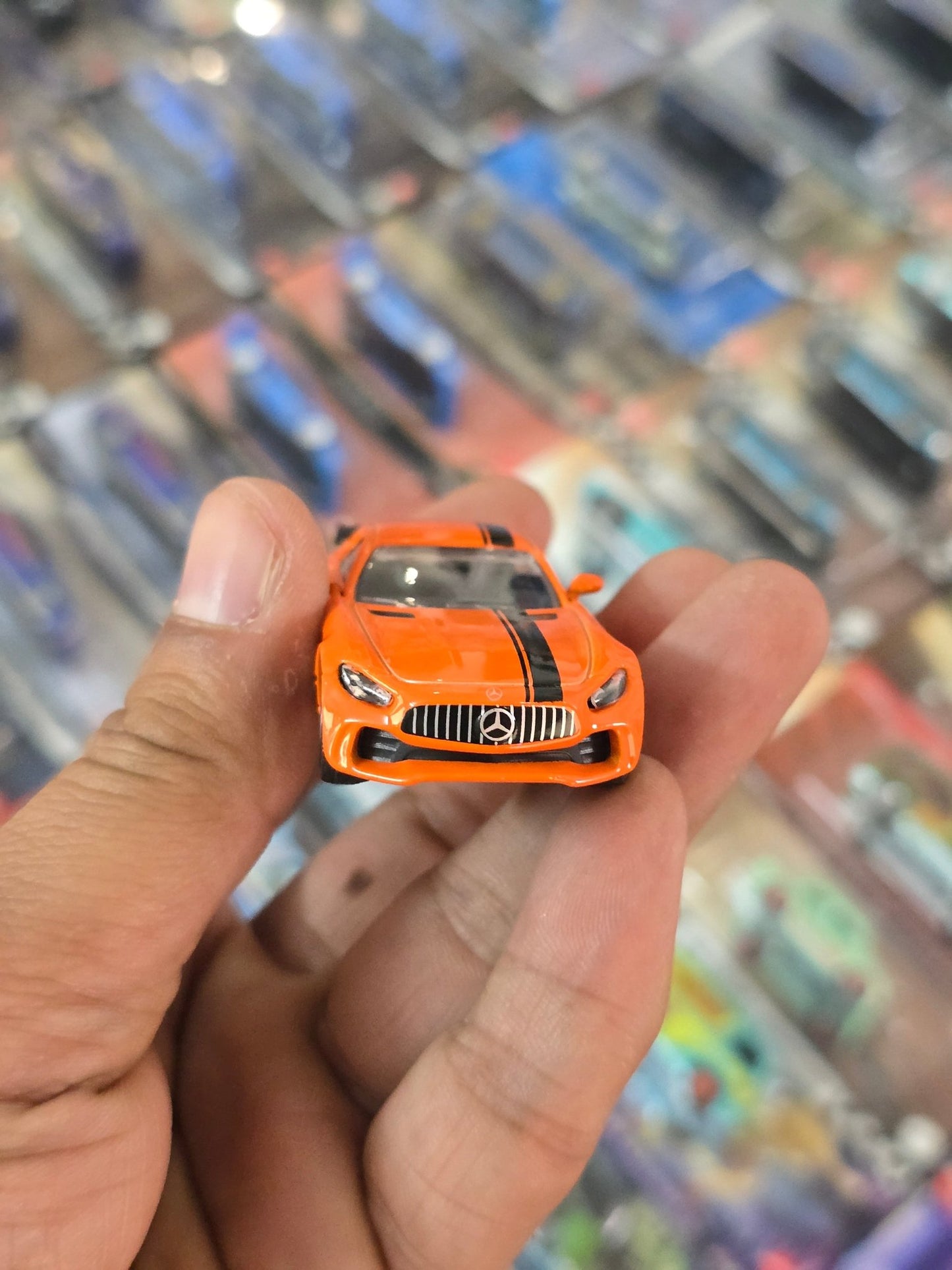Majorette Mercedes - AMG GT R - Orange (Uncarded) - Kinder Logs