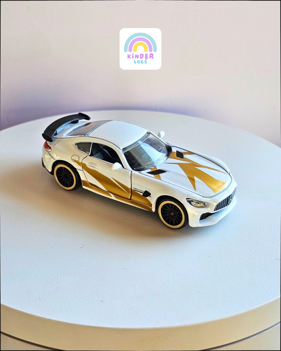 Majorette Mercedes - AMG GT R (Uncarded) - Kinder Logs