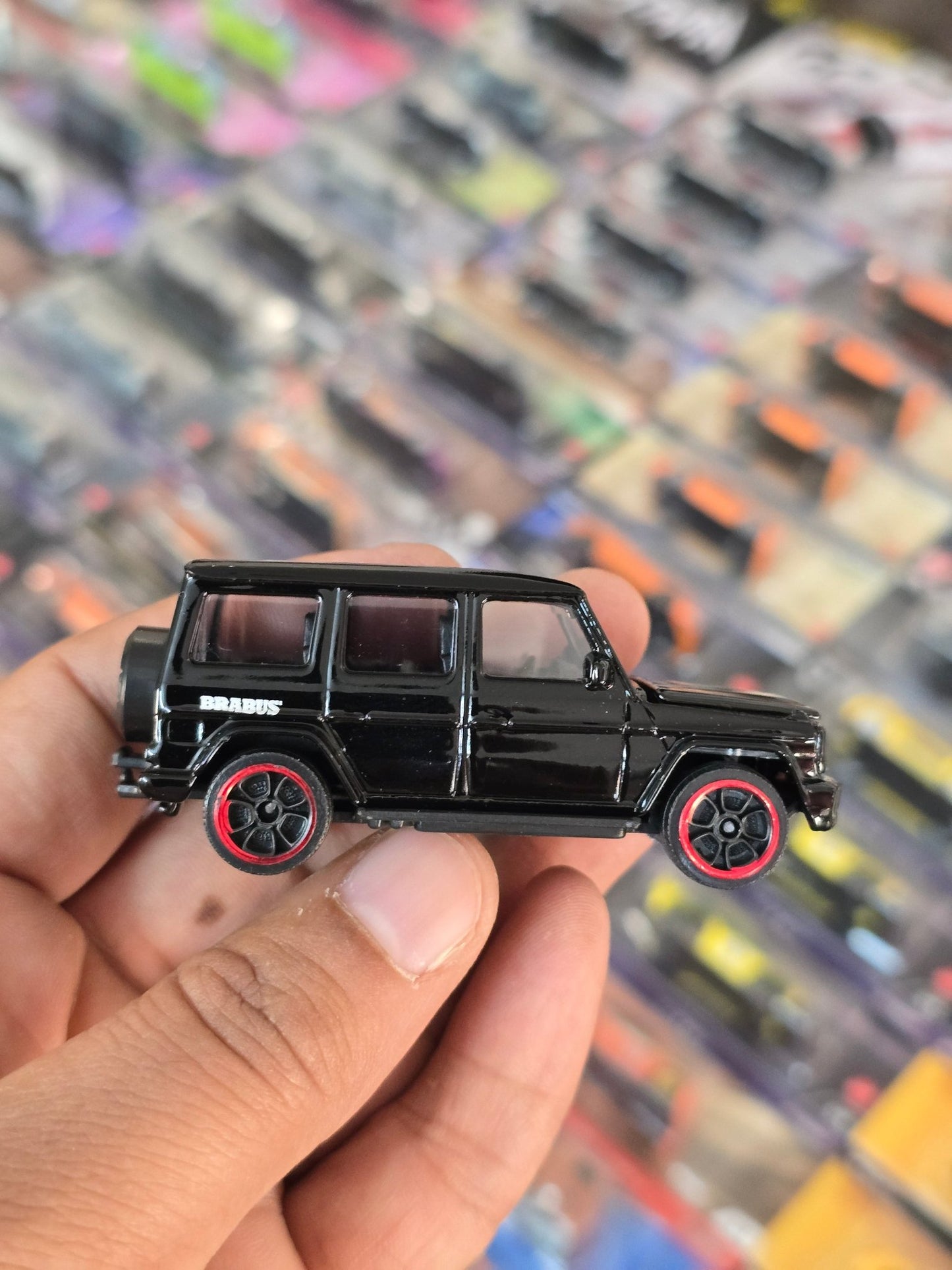 Majorette Mercedes Brabus B63s Black Edition (Uncarded) - Kinder Logs
