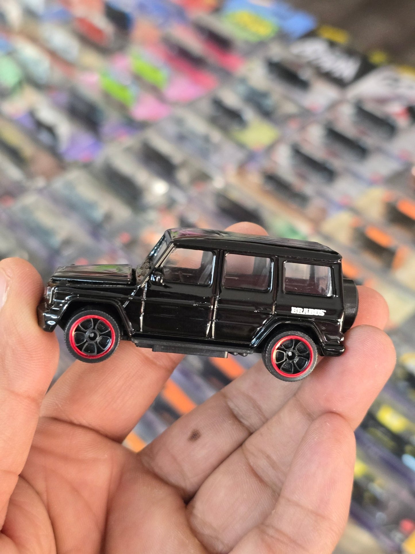 Majorette Mercedes Brabus B63s Black Edition (Uncarded) - Kinder Logs
